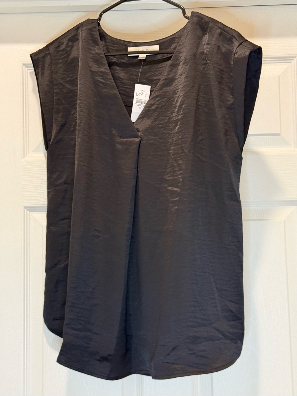 LOFT Women's Black V-Neck Cap Sleeve Blouse Size Medium